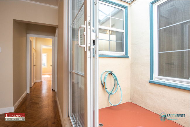 Building Photo - Outer Mission: Single Family Home w/ Bonus...