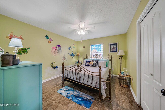 Building Photo - 625 Amberjack Dr
