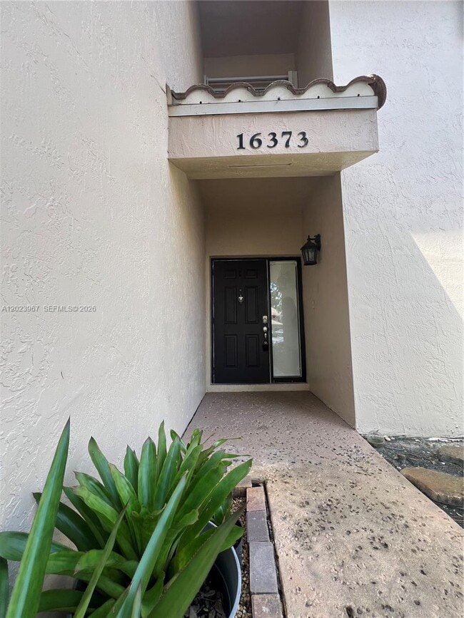 Building Photo - 16373 Malibu Dr