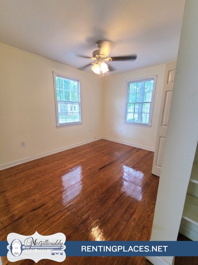 Building Photo - 1209 Holden St