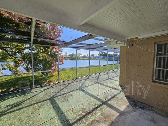 Building Photo - 4020 Pleasant Ridge Dr