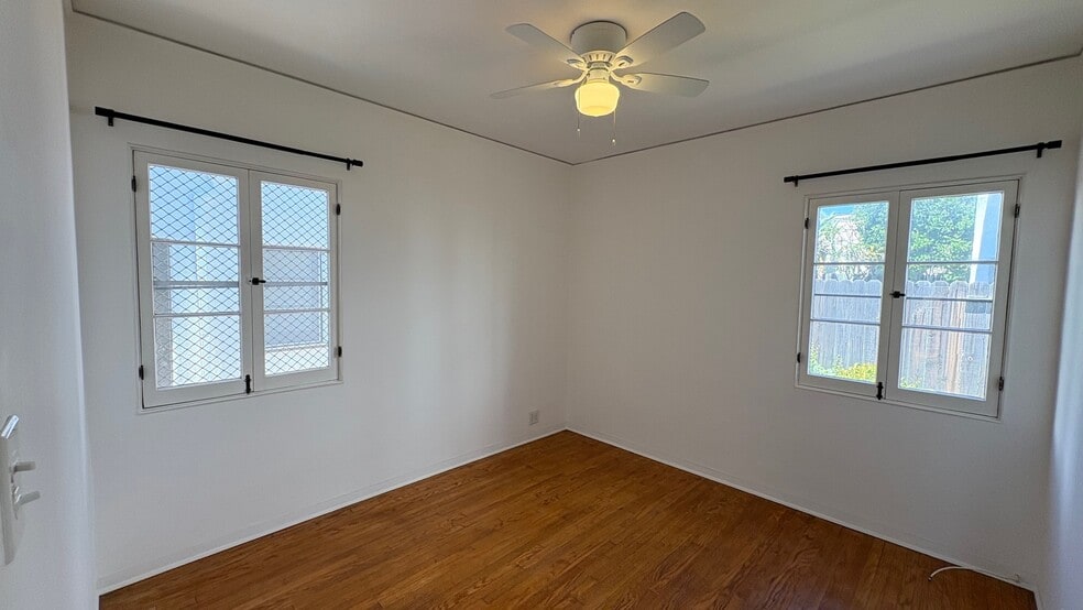 Building Photo - 1621 California Ave