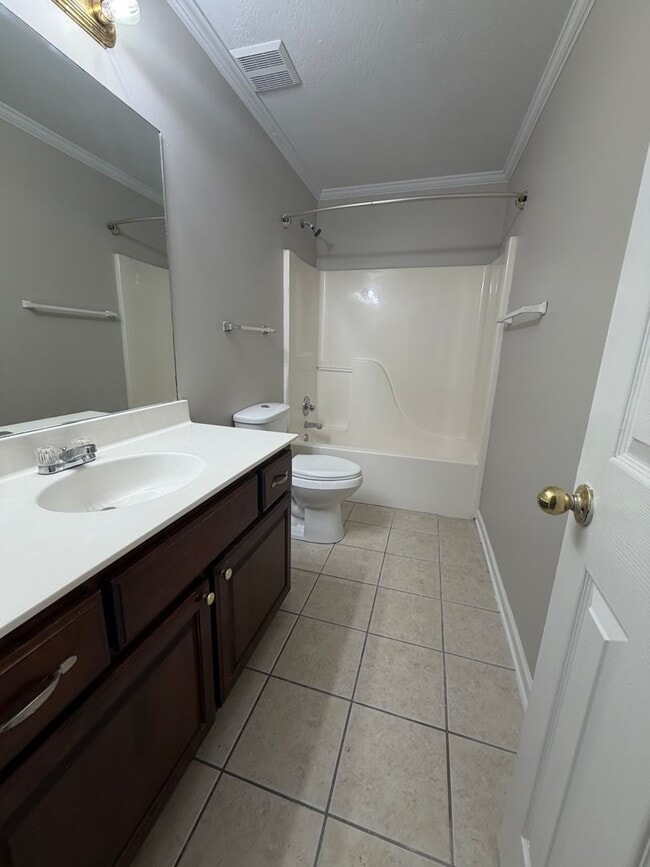 Building Photo - 24 Hulsey Cove