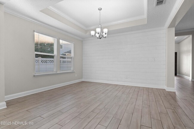Building Photo - 641 Melrose Abbey Ln