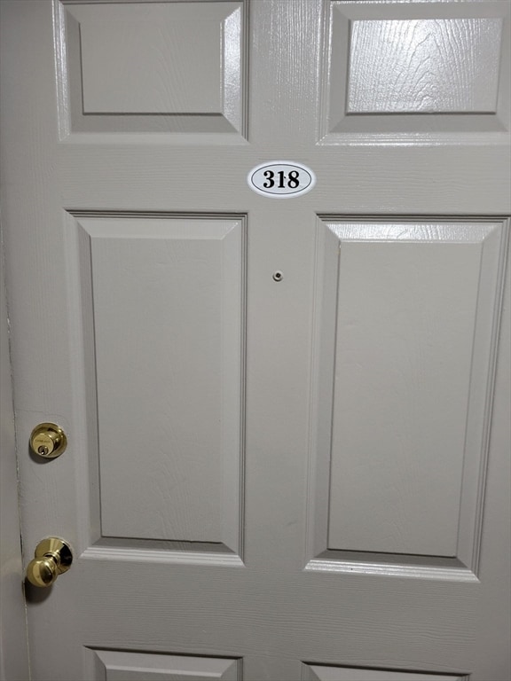 Building Photo - 46 Edgeworth St