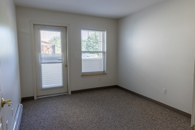 Building Photo - Eagle Crest Senior Housing