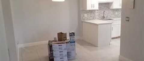 Building Photo - 4156 Inverrary Dr