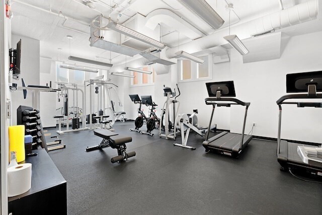 Building Photo - 210 South St