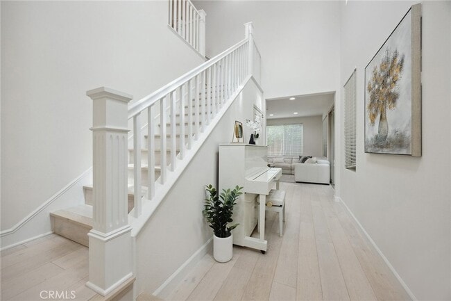 Building Photo - 210 Desert Bloom