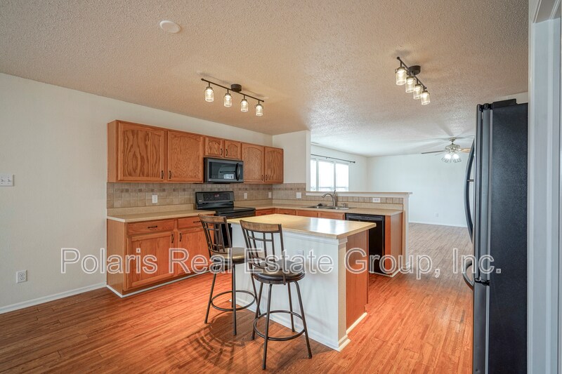 Building Photo - 13239 N Badger Grove Dr