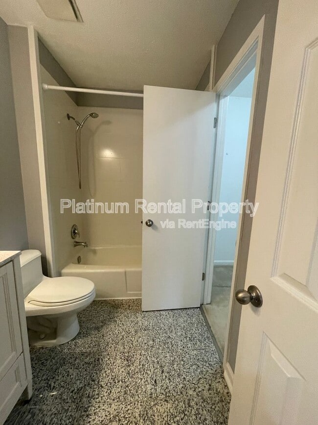 Building Photo - 3757 Peachtree Corners Cir