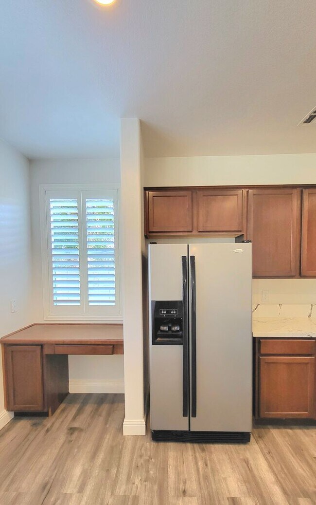 Building Photo - MAYFIELD RANCH ESTATES - N. Mayfield Ranch...