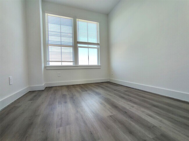 Building Photo - 3263 Sauce Pan Wy