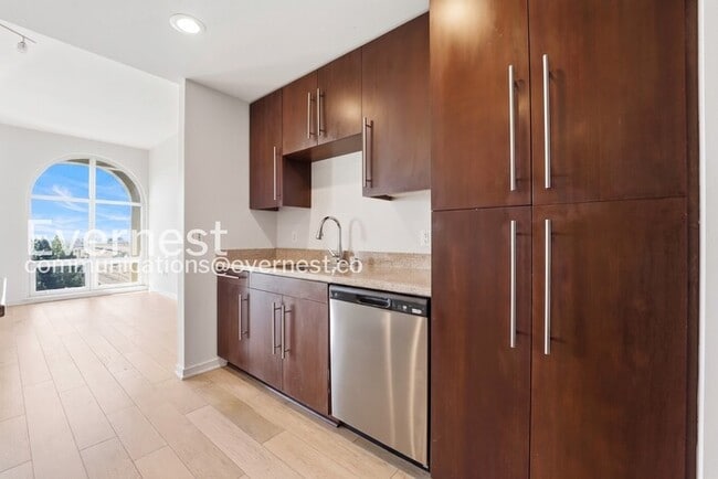 Building Photo - 1-Bed/1-Bath Condo with Pool, Spa, and Fitness Center!/Available Now!