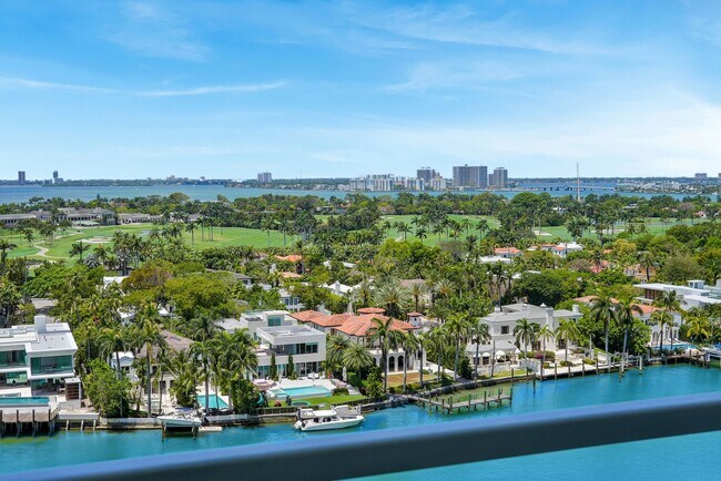 Building Photo - 5600 Collins Ave