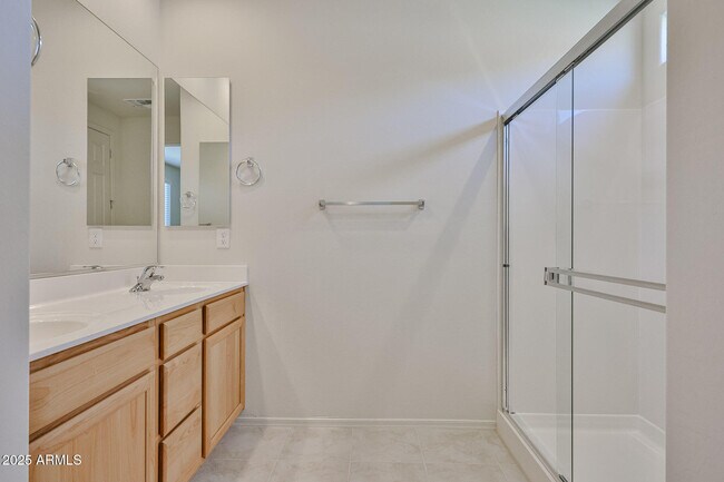 Building Photo - 7166 W Bent Tree Dr