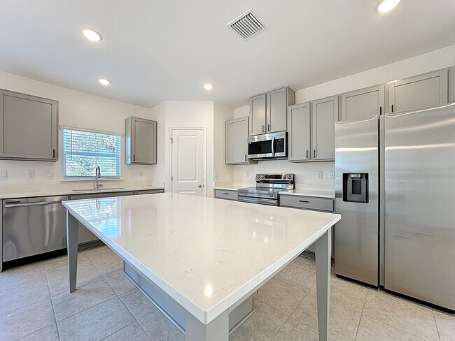 Building Photo - 3741 Academia Ave