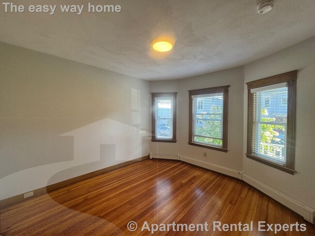 Building Photo - 29 Frederick Ave