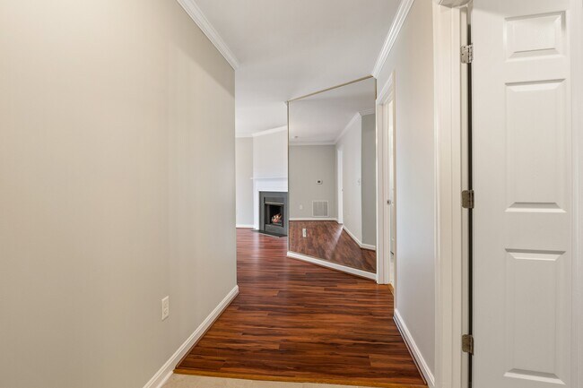 Building Photo - 9060 Gracious End Ct