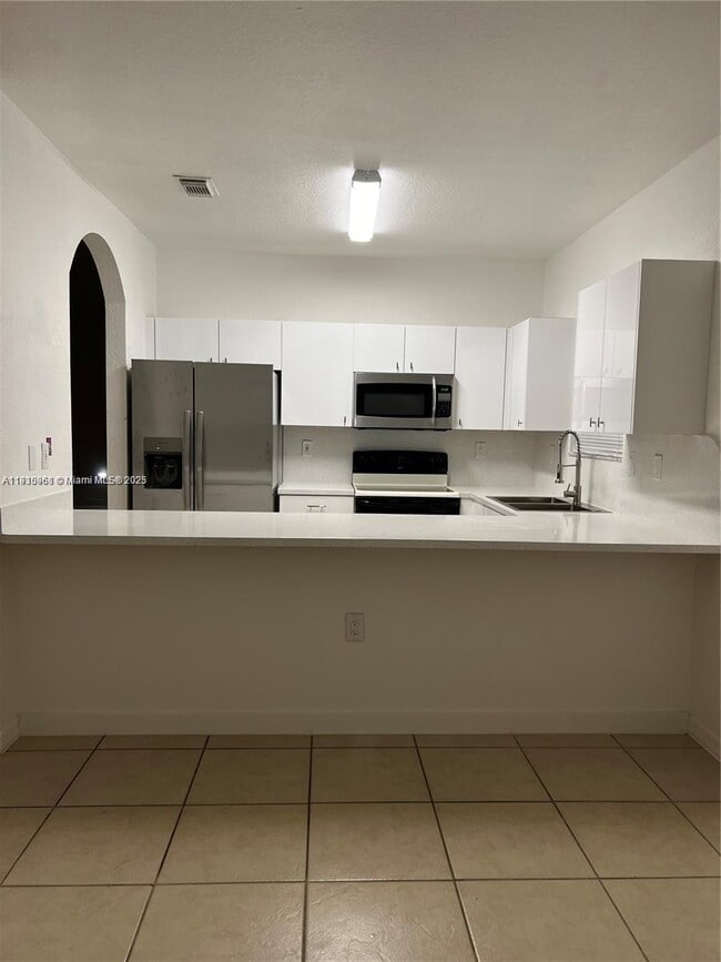 Building Photo - 9422 SW 162nd Path