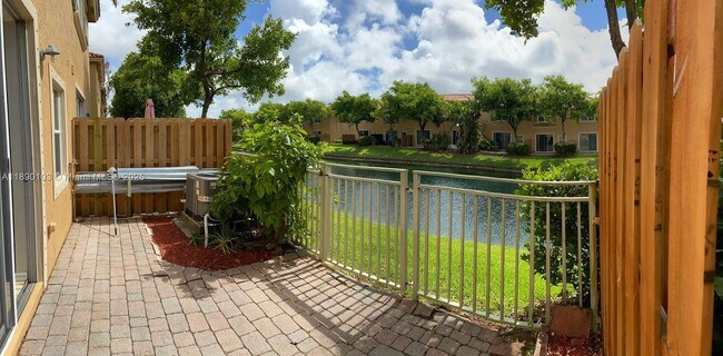 Building Photo - 4938 Leeward Ln
