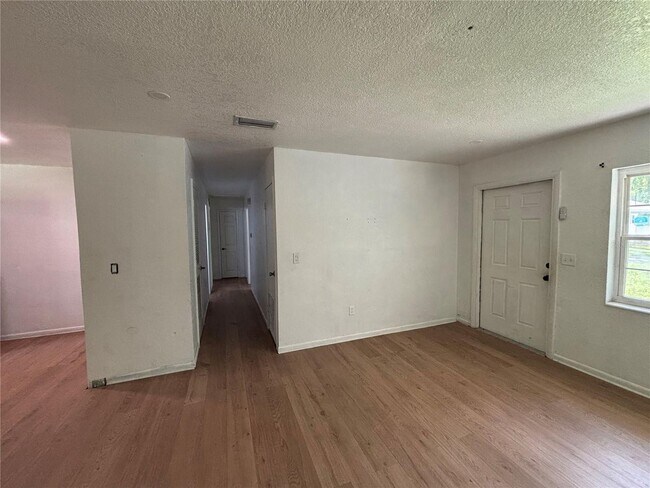 Building Photo - 205 S Chandler Ave
