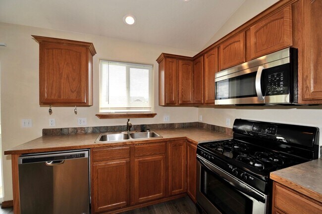 Building Photo - 3 bed 2 bath Rancher near Post Falls High School
