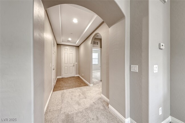 Building Photo - 589 Via Paladini