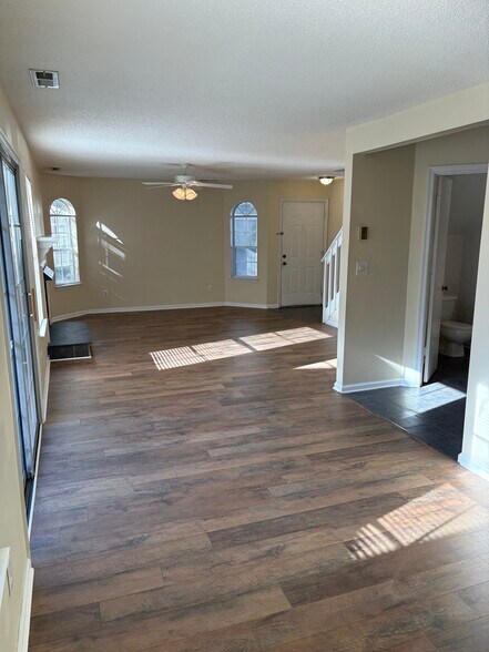 Building Photo - 4708 Shallowford Cir