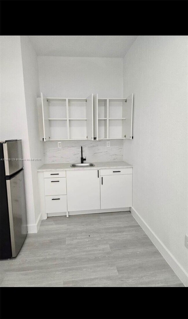 Primary Photo - 17616 SW 145th Ct