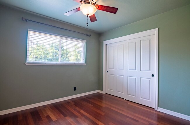 Building Photo - House for Rent in Redlands