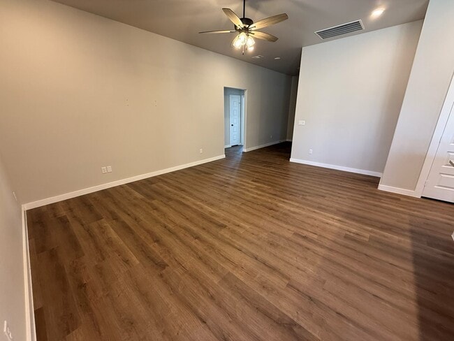 Building Photo - 2521 Copperhead Rd