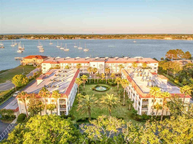 Building Photo - 157 Marine St