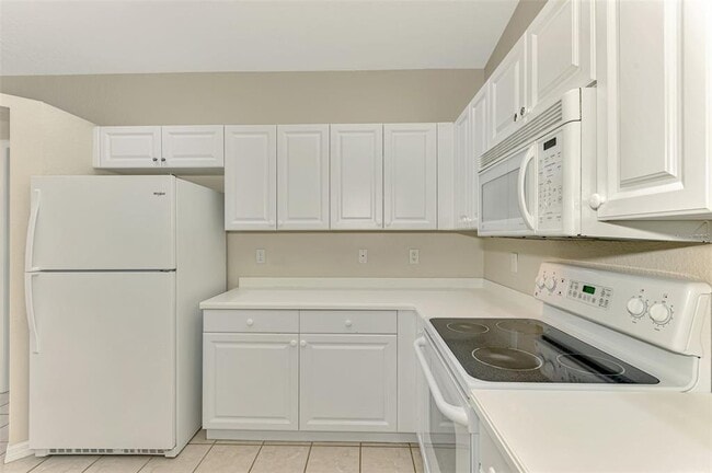 Building Photo - 7170 Strand Cir