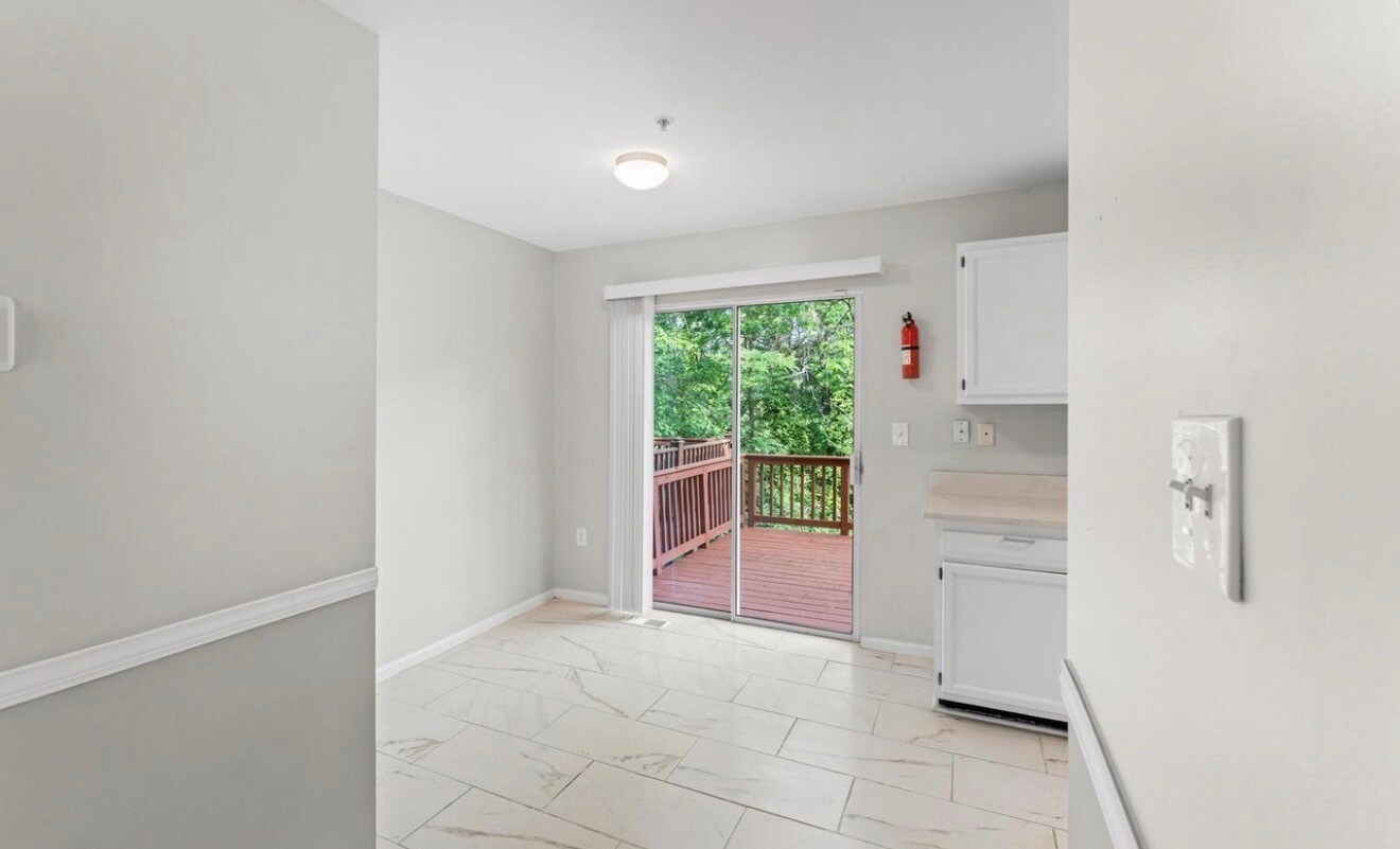 Building Photo - 7016 Migliori Ct
