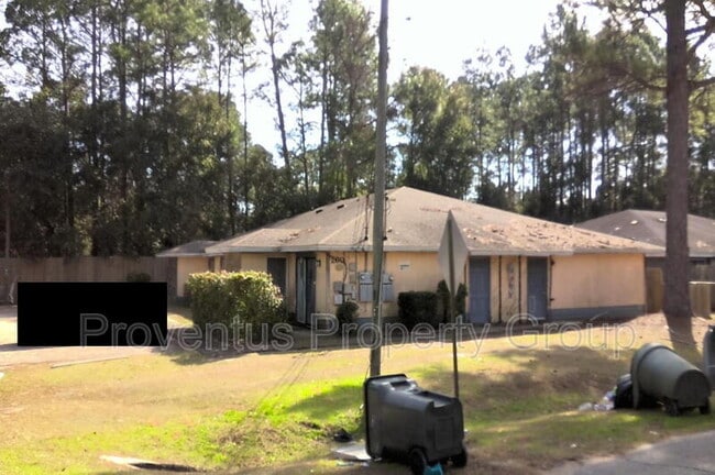 Building Photo - 260 N Crow Rd