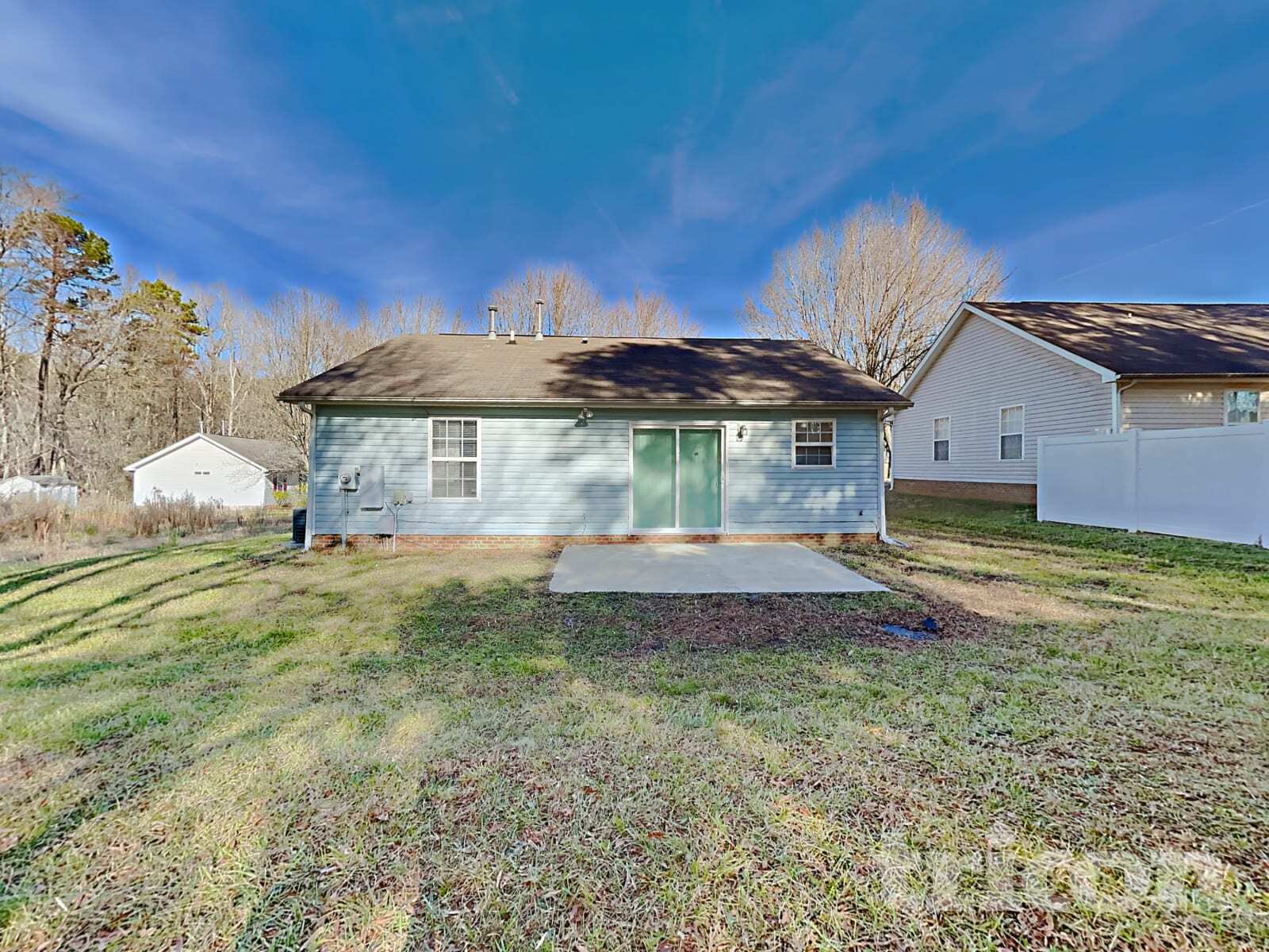 Building Photo - 9408 Northwoods Forest Dr