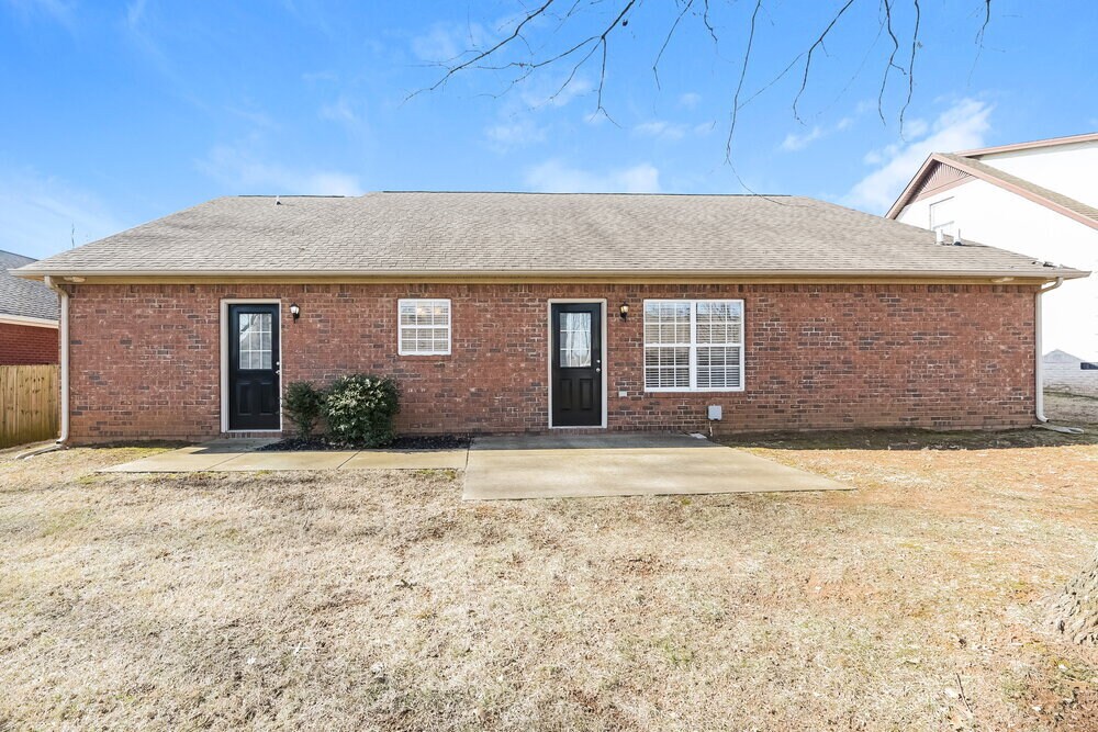 Building Photo - 2008 Slayton Dr