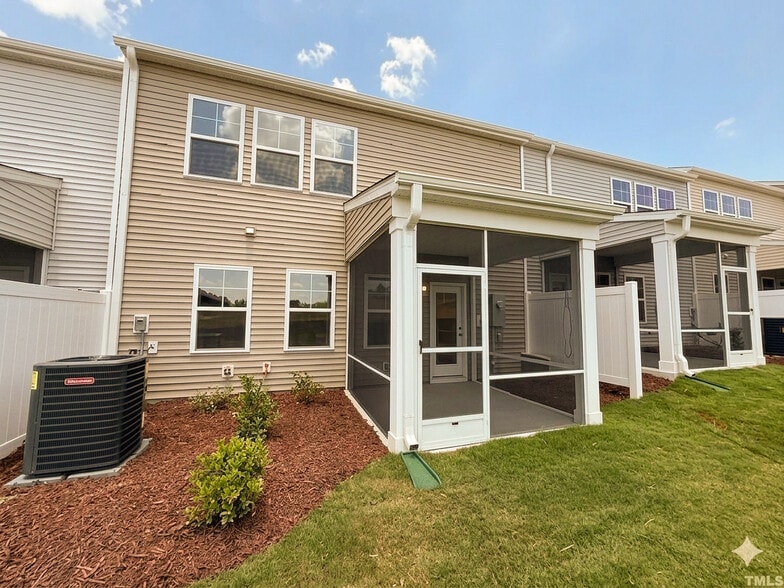 Building Photo - 237 Shingle Oak Rd