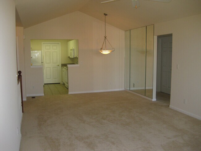 Building Photo - 3583 Oakmonte Blvd