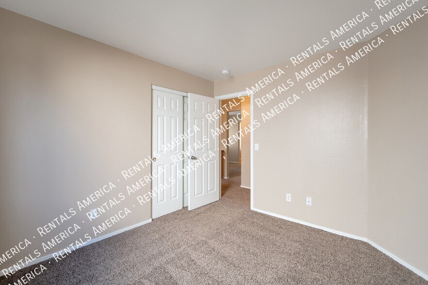 Building Photo - 30740 Maple Chase Dr