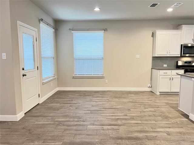 Building Photo - 15748 Putney Wy