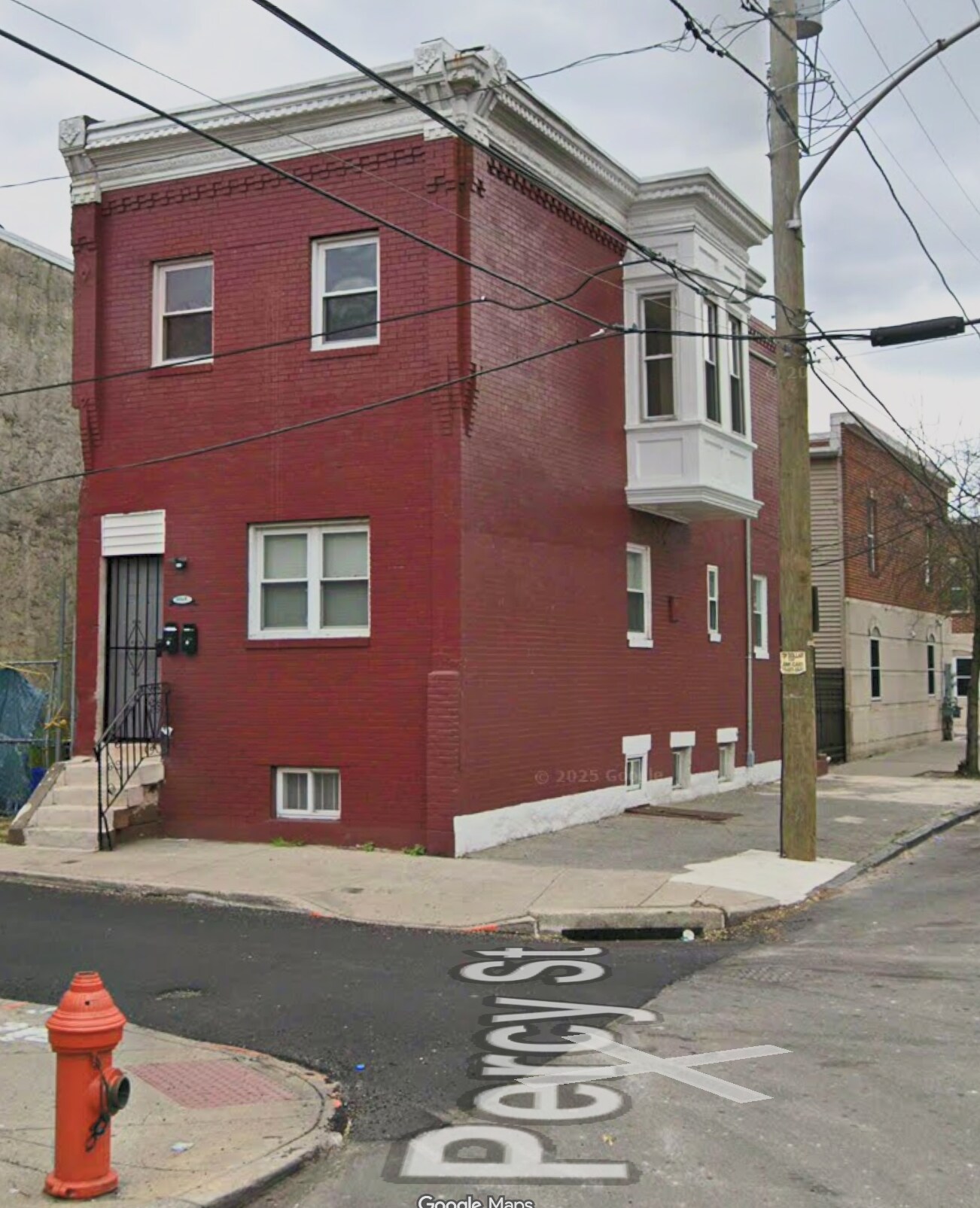 Building Photo - 3068 N Percy St