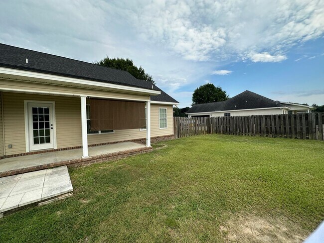 Building Photo - 789 Spence Dr