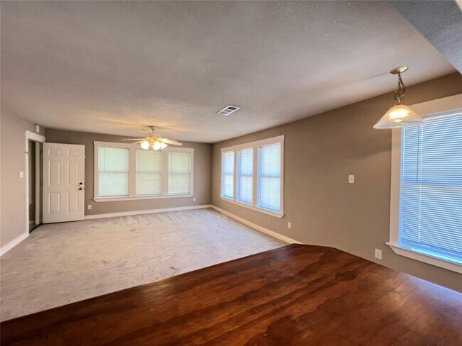 Building Photo - 4634 Norhill Blvd