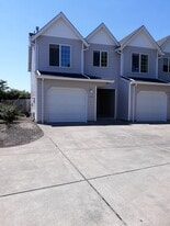 Building Photo - 1458 Falcon Loop