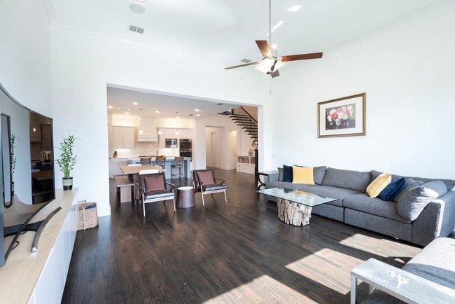 Building Photo - 6359 Eden Valley Dr