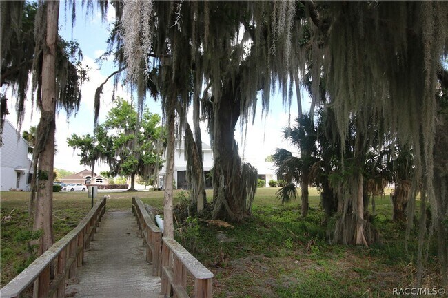 Building Photo - 908 Pritchard Island Rd