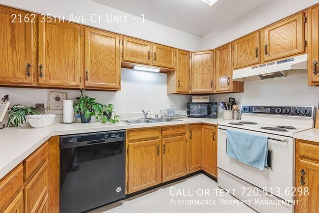 Building Photo - 2162 35th Ave Ct