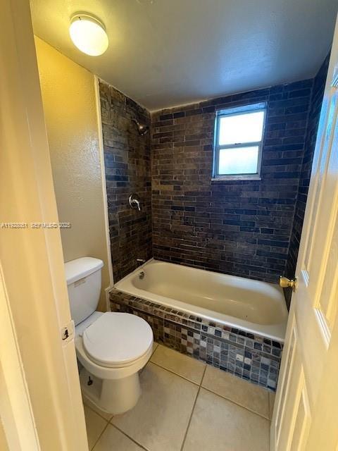 Building Photo - 4235 N University Dr